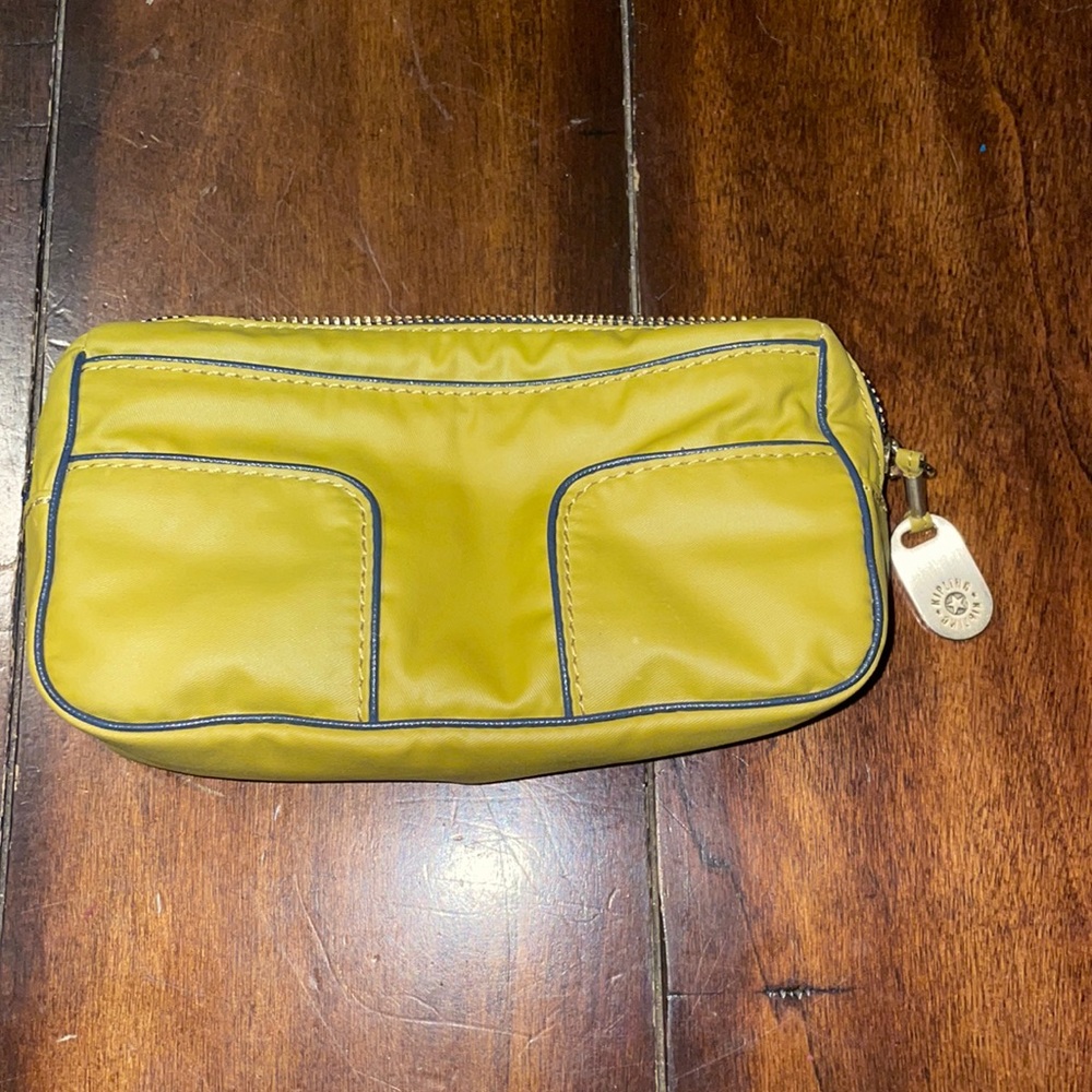 Kipling make-up case